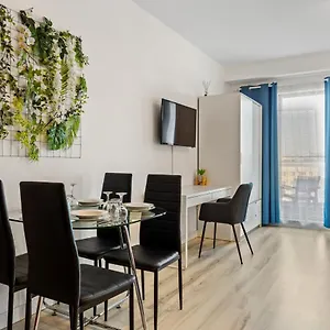 Apartment Aquarius: Upscale Flat In The Heart Of Bucharest!, Bucharest